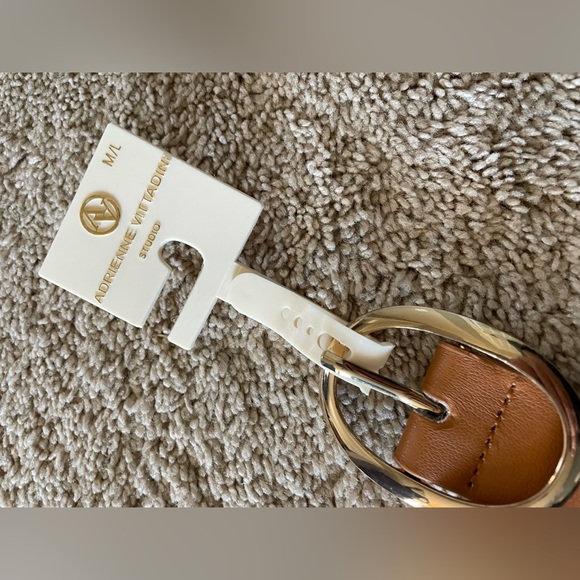 NWOT tan belt. Sz M/L. - Picture 1 of 5